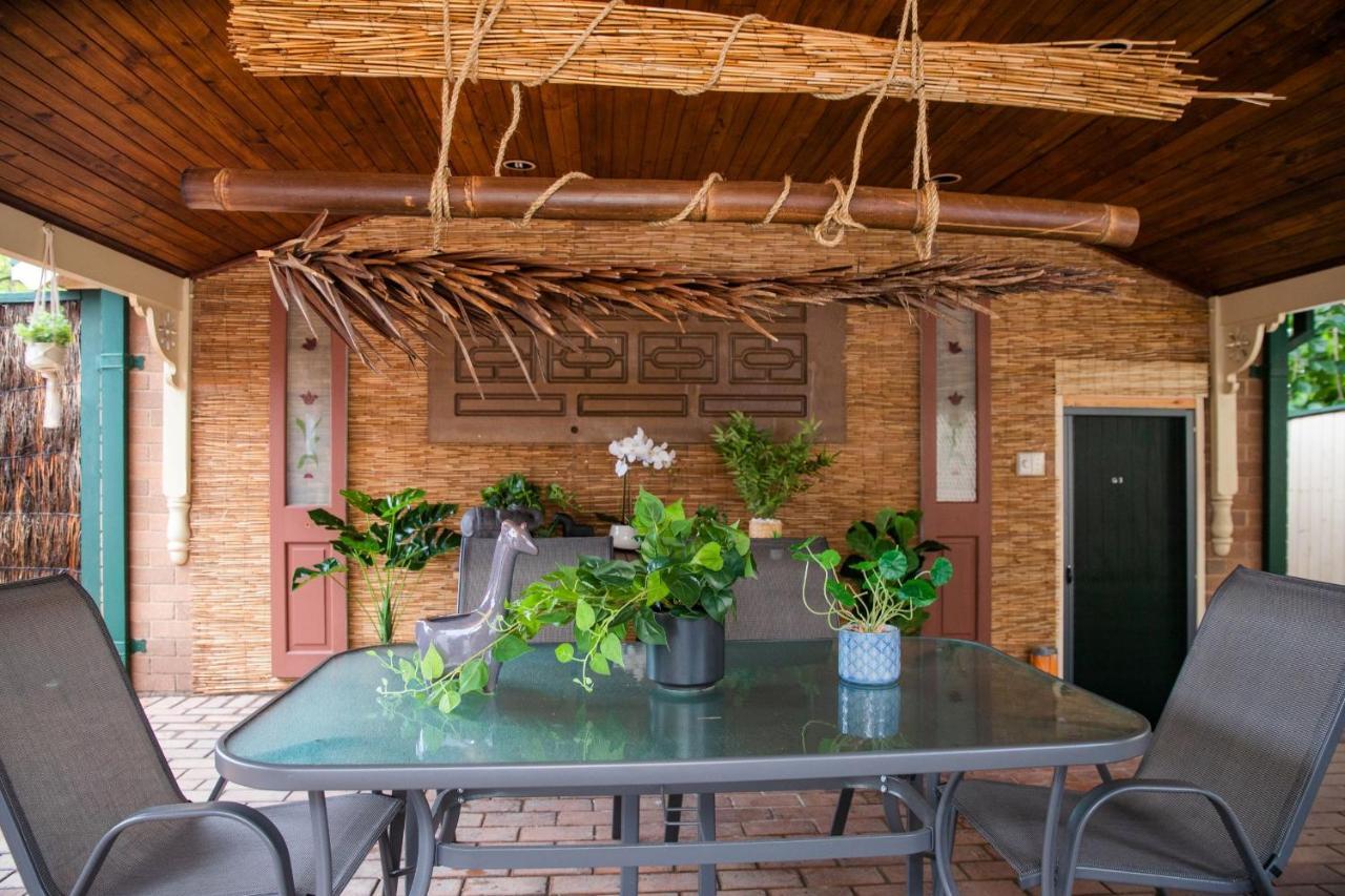 Quiet Private Studio In Strathfield With Kitchenette And Private Bathroom 3Min To Station Sleeps 6 Sydney Eksteriør bilde